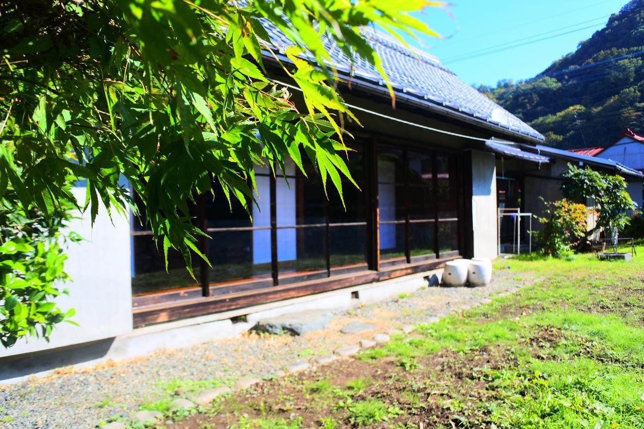 Guest House Yukari Tsuru Exterior foto